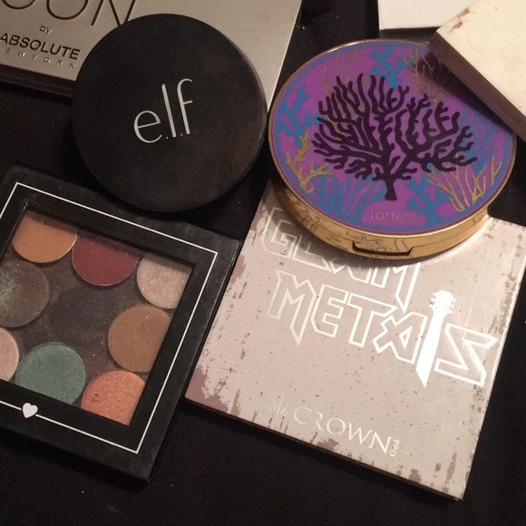 Make up bundle! - Picture 3 of 5